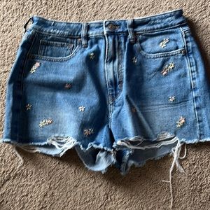 I am selling never worn mom shorts from American Eagle